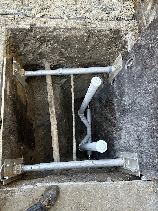 Experienced plumber completing Gas Line Repair work in Perryville
